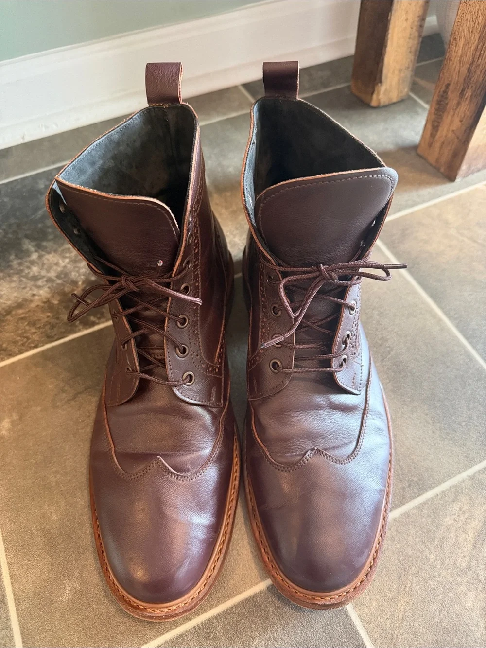Men's Brown Leather Wingtip Lace-Up Boots